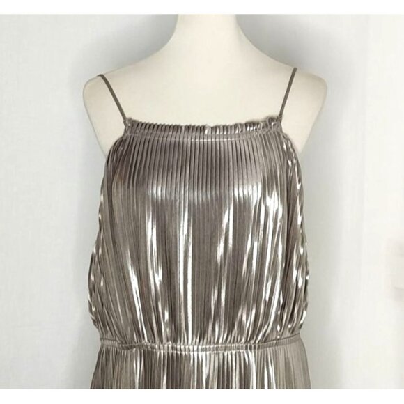 Banana Republic Dress 14 Silver Pleated Fit-and-Flare Metallic Cocktail Party - Picture 5 of 12